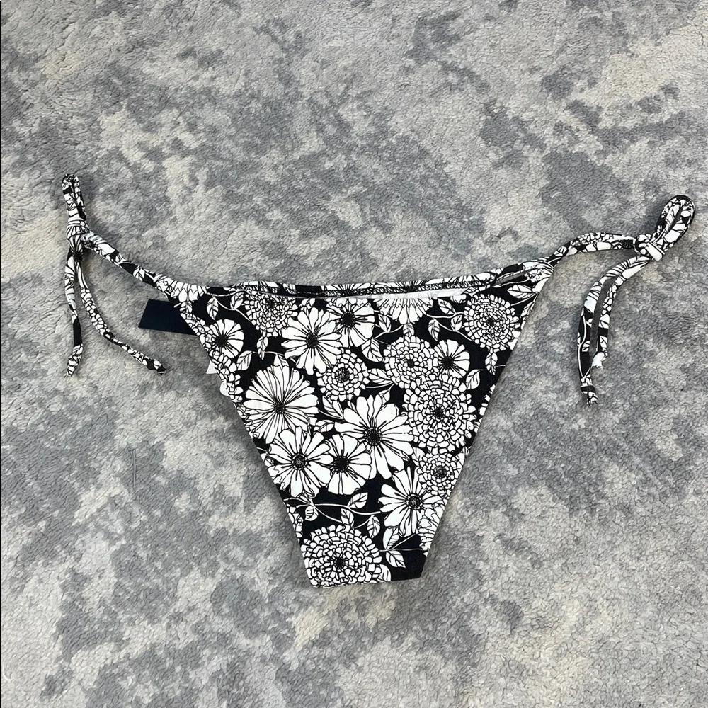 NWT Lisa Marie Fernandez Floral Cheeky Bikini Bottom Black White Side Tie Sz 3